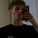 Знакомства: Даниил, 24 года, Череповец