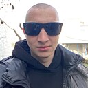 Знакомства: Ваня, 22 года, Омск