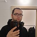 Знакомства: Денис, 20 лет, Коммунар