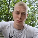 Знакомства: Даниил, 21 год, Майкоп