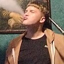 Знакомства: Денис, 19 лет, Хойники