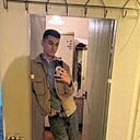 Знакомства: Khadji, 27 лет, Душанбе