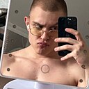 Знакомства: Егор, 21 год, Норильск