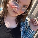 Знакомства: Вика, 28 лет, Волгоград