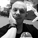 Знакомства: Виктор, 36 лет, Макеевка