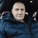 Знакомства: Саша, 38 лет, Калининск