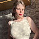 Знакомства: Ксения, 35 лет, Москва