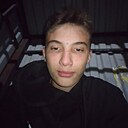 Знакомства: Алексей, 18 лет, Симферополь