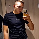 Знакомства: Андрей, 23 года, Бишкек