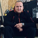 Знакомства: Руслан, 27 лет, Казань