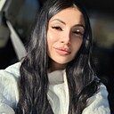 Знакомства: Алие, 28 лет, Симферополь