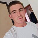 Знакомства: Ionel, 24 года, Bacău