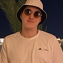 Знакомства: Максим, 27 лет, Брянск