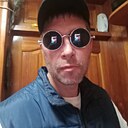 Знакомства: Виктор, 39 лет, Новочебоксарск