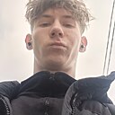 Знакомства: Кирилл, 19 лет, Мозырь