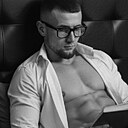 Знакомства: Шах, 25 лет, Тюмень