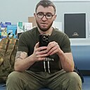 Знакомства: Макс, 27 лет, Новосибирск