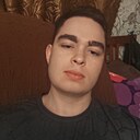 Знакомства: Максим, 21 год, Абакан