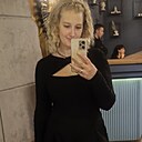 Знакомства: Ксения, 29 лет, Омск