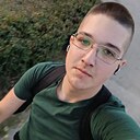 Знакомства: Саша, 18 лет, Брянск