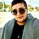 Знакомства: Максим, 24 года, Керчь