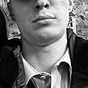 Знакомства: Андрей, 22 года, Ялта