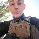 Знакомства: Сергей, 24 года, Торез