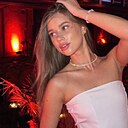 Знакомства: Ксения, 22 года, Москва