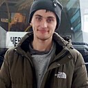 Знакомства: Максим, 25 лет, Евпатория