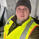 Знакомства: Илья, 31 год, Златоуст