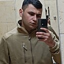 Знакомства: Том, 28 лет, Нальчик