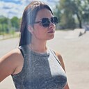 Знакомства: Каріна, 24 года, Днепр