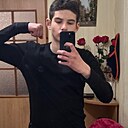 Знакомства: Максим, 18 лет, Киев