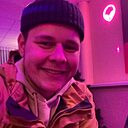 Знакомства: Илья, 23 года, Курчатов