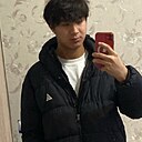 Знакомства: Эмир, 19 лет, Астана