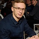 Знакомства: Владислав, 25 лет, Саратов