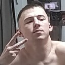 Знакомства: Данил, 25 лет, Иваново