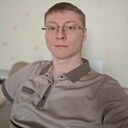 Знакомства: Артëм, 35 лет, Нижний Тагил