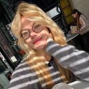 Знакомства: Виктория, 19 лет, Брянск