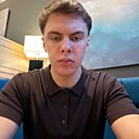 Знакомства: Максим, 23 года, Магадан