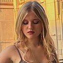 Знакомства: Алина, 21 год, Москва