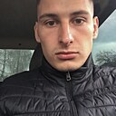 Знакомства: Виктор, 27 лет, Малоярославец
