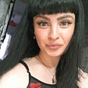 Знакомства: Ксения, 28 лет, Екатеринбург