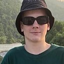 Знакомства: Юра, 18 лет, Кавалерово