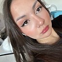 Знакомства: Полина, 19 лет, Москва