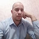 Знакомства: Илья, 35 лет, Екатеринбург