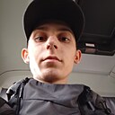 Знакомства: Vitaliy, 23 года, Снежное