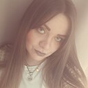 Знакомства: Полина, 28 лет, Лесной