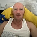 Знакомства: Marius, 40 лет, București