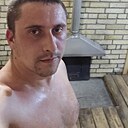 Знакомства: Виктор, 27 лет, Балабаново